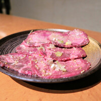 ホルモン焼肉 富や 栄店 - 