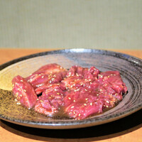 ホルモン焼肉 富や 栄店 - 