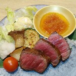 宙 - 愛知県あつみ牛ロースステーキ、自家製ポテトサラダ