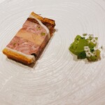 ラチュレ - 前菜　パテアンクルト