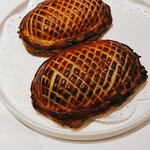 ラチュレ - 牡蠣のパイ包焼き