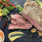 ナチュラルフレンチ マスターピース - 自家製ローストビーフ