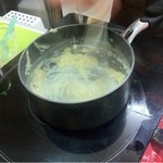 元町通り3丁目 - 2012.12.11　チーズはその都度作ってます。