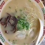 八楽ラーメン - ラーメン。単品だと400円