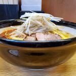 味噌っ子 ふっく - 辛味噌らーめん (850円) + 大盛り(100円)