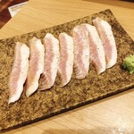 炭火焼肉 おおば - トントロ