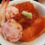 ネストホテル レストラン 札幌大通 - 自作海鮮丼