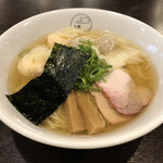 八雲 - 特製ワンタン麺 ¥1000