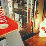 クレープアンドカフェ ヴァーチュ - 内観3。
      雪だるまさんも。