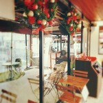 クレープアンドカフェ ヴァーチュ - 内観2。
      こういう雰囲気大好き！