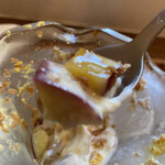 あおくまカフェ - 美味しくて思わず手を止めて写真よね。さつまいものレモン煮、