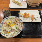 丸亀製麺 - ちゃんぽんうどん 690円
            赤ウインナー 120円