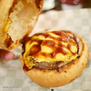 シェイクツリー バーガー&バー_1