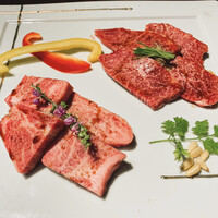 黒毛和牛焼肉 虎斑 北新地店 - 