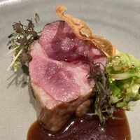 Yoichi LOOP - 北島豚のロースのロースト 焦がしバターとマデラ酒のソース