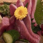 ビストロ割烹 YAOYA - 鰹の造り