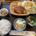 和風レストラン 八一 - 料理写真:ブリフライ定食　900円