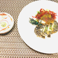 モリタ屋 木屋町店 - 鮑のステーキ: 塩の振り過ぎと鮑の硬さが　　気になりました。