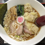 手打麺 笑くぼ - ワンタン麺(850円)