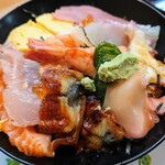 Miyuki Sushi - 令和3年11月 ランチタイム
      海鮮丼定食 850円