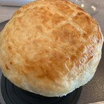 SIZZLE - ホロホロ鶏のパイ包み焼き