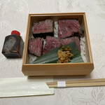 にくの匠 三芳 - 土産♡