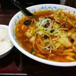 嘉楽料理館 - Bセット（モツ野菜辛し麺）680円税込