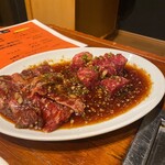 Sumibi Yakiniku Ushizammai - 