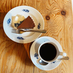 Hato coffee - 【2021/11】ラムチョコタルトとフレンチコーヒー