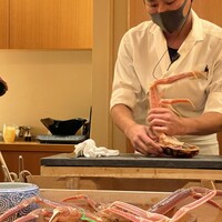 かにじぇんぬ 北新地 - 目の前で調理