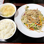 潮州 - 彩り野菜とレバーの炒め定食
