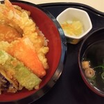 Tenfuku - ミニ天丼(吸物と漬物付き)