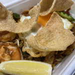 さいとう食堂 - 【ミーゴレン】インドネシアの焼きそば。甘いけど辛い！病みつきになる味で美味しかった！