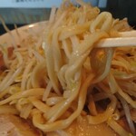 踊ろうサンダーバード - 日進オーション粉使用の自家製極太麺ゴワ麺はやはり美味しい！