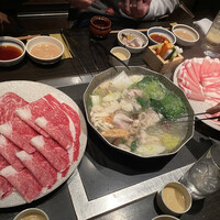 銀座しゃぶ輝 黒毛和牛しゃぶしゃぶ・すき焼き専門店 銀座本店 - 