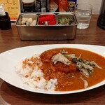 元町チキンカレーのお店 パルフェ - 