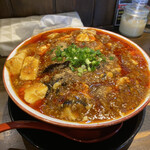 麺屋 次男坊 - 麻婆麺(¥880)+特盛(¥100)