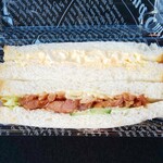 パン工房アンジュール - 照り焼きチキンとたまごのサンド