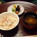 かやくご飯とみそ汁