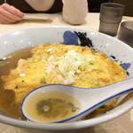 Shoukou shuka - いろんな味のするスープ
                        なかなか濃いめです☆