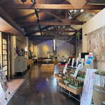 安心院葡萄酒工房 - 店内1