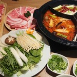 Mongoru Yakuzen Shabu Shabu Shaoweiyan - 