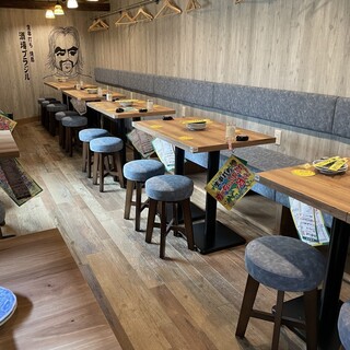 仕事帰りの軽く1杯や、宴会利用も◎楽しく賑やかな空間