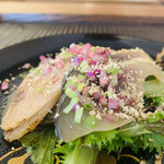 魚菜料理 縄屋 - ⑦ 進肴：鯖とシロカジキの燻製