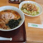 木かげ - チャーシュー麺と鶏唐揚げの甘酢