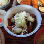 和泉食堂 - もつ煮込み