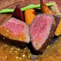 フレンチレストラン にき亭 そごう横浜店 - ランチコースの香川県産オリーブ牛のステーキ　山葵香るフォンドボーソース