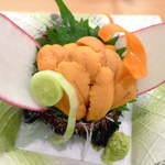 ウニ刺（￥1470）もう素晴らしいの一言。粒のしっかり揃ったウニを見てください！