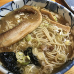 自家製麺 然 - ラーメン大盛りのアップ