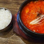 韓国家庭料理 イタロー - スイドゥブチゲとライス